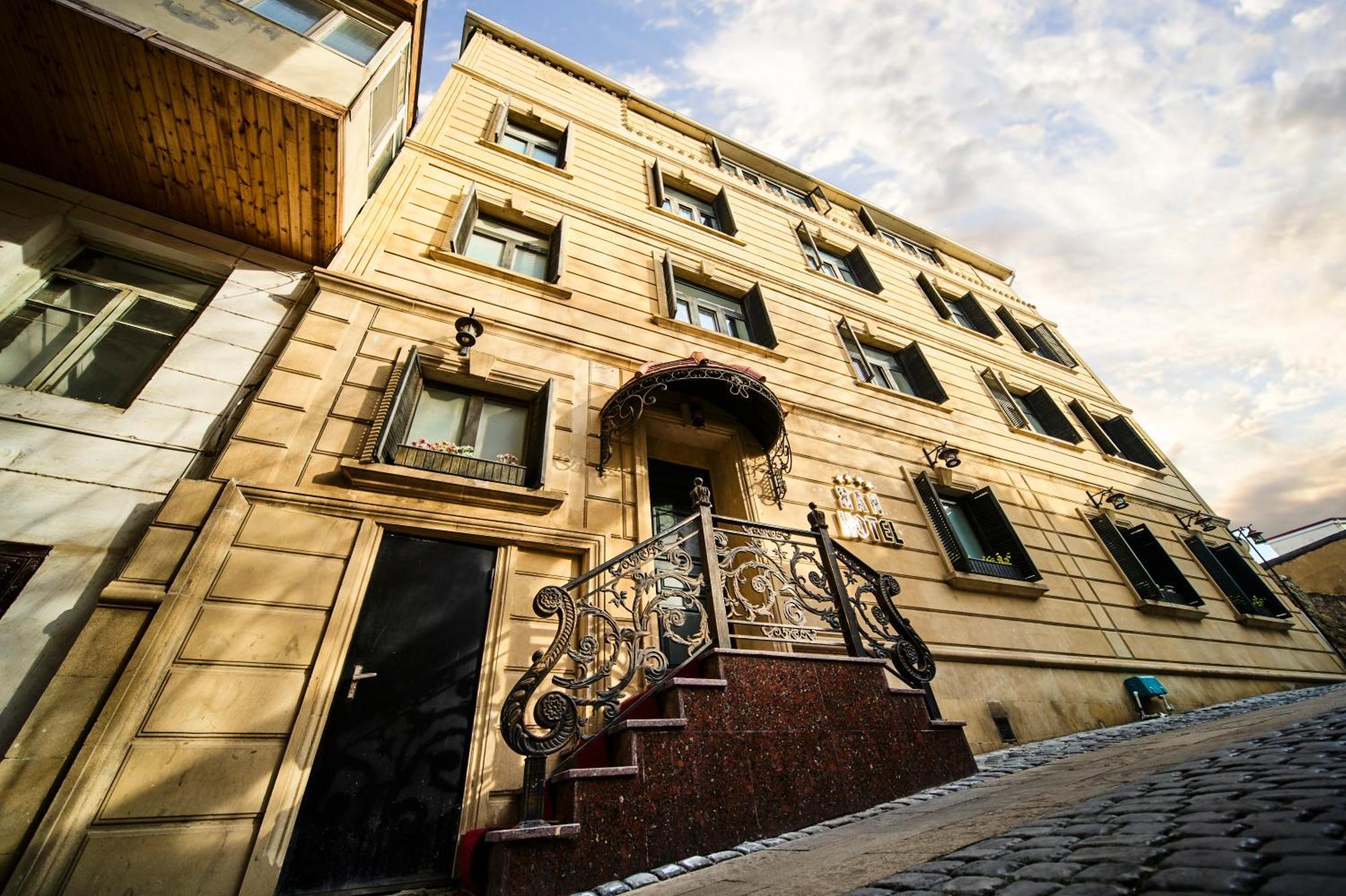 Xan Hotel Баку Екстер'єр фото